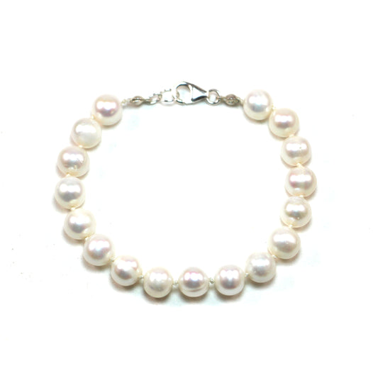 Timeless Hand-knotted Pearl Bracelet