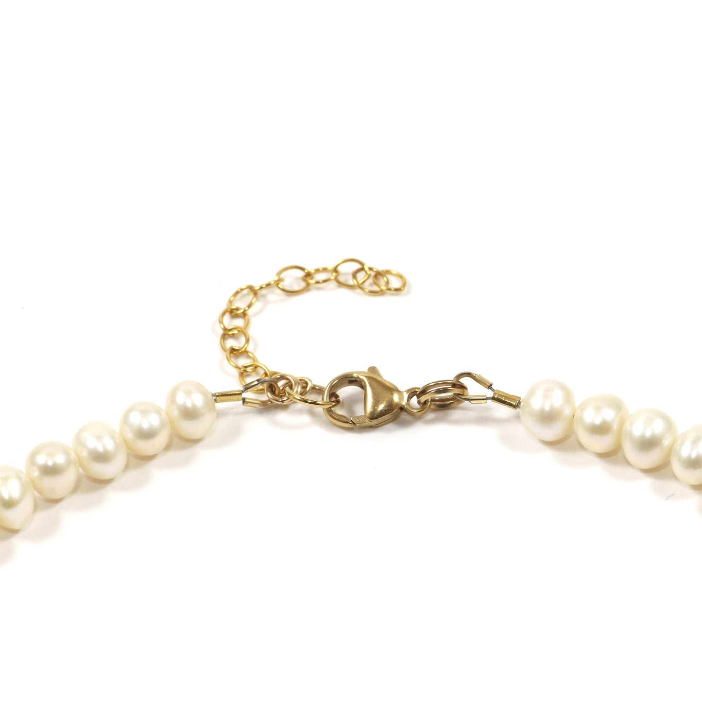 Twist & Gold Pearl Necklace