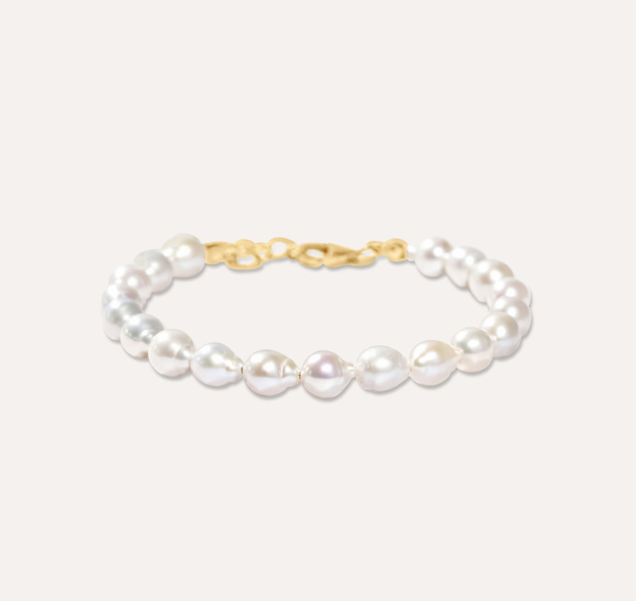 Sticking with Ultra Baroque Pearls Bracelet