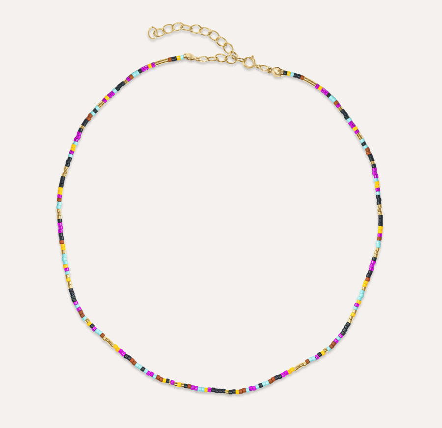 Contrast Accent Necklace